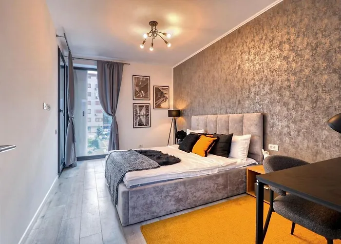 Luxury Flat Next To Herastrau Apartmán