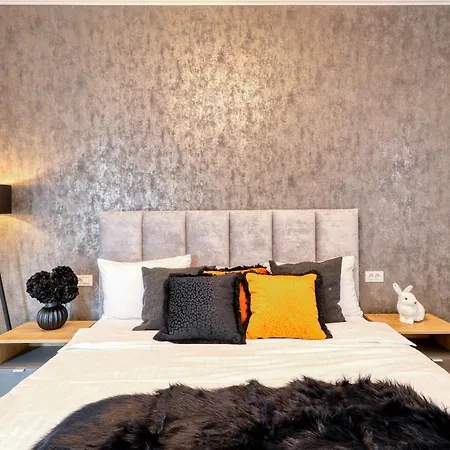 Luxury Flat Next To Herastrau Lejlighed Bukarest